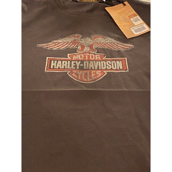 Harley Davidson Womens Distressed Eagle Short - Picture 4 of 8